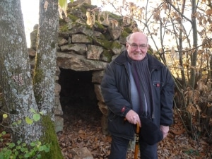 1/3 • Cabane de pierres sèches (Font-Blanche 1) • Photo Francis Mandeau