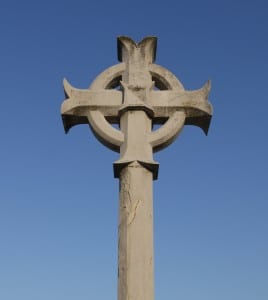 1/2 • Croix du cimetière (2017) • Photo Francis Mandeau