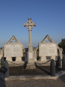 2/2 • Croix du cimetière (2017) • Photo Francis Mandeau