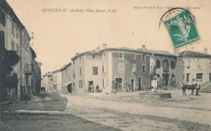 Place Jeanne d'Arc • Début du XXe siècle • Collection Jeanne Fourel