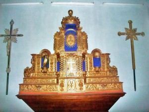 Retable en bois doré du XVIIe siècle